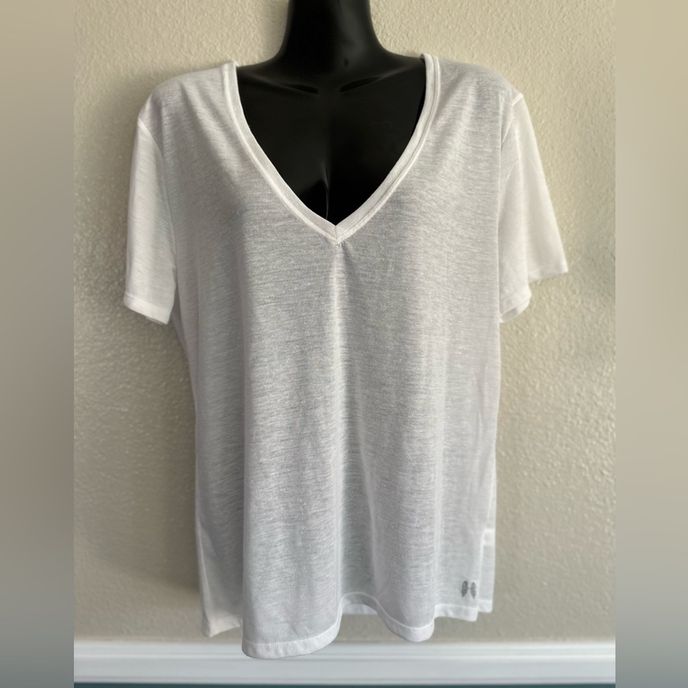 Victoria’s Secret T-shirt, size L
